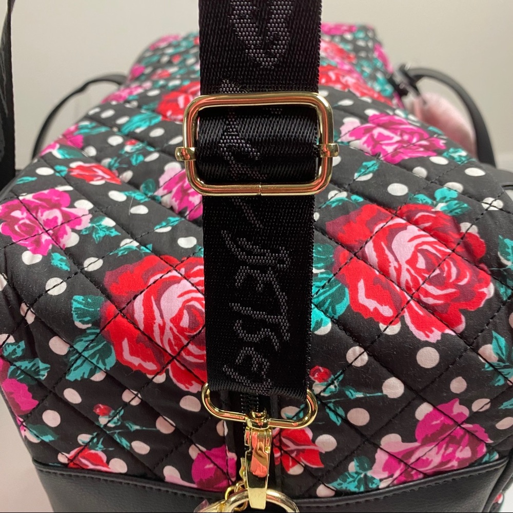 Betsey Johnson luv Betsey Rose print weekender bag - Picture 6 of 10